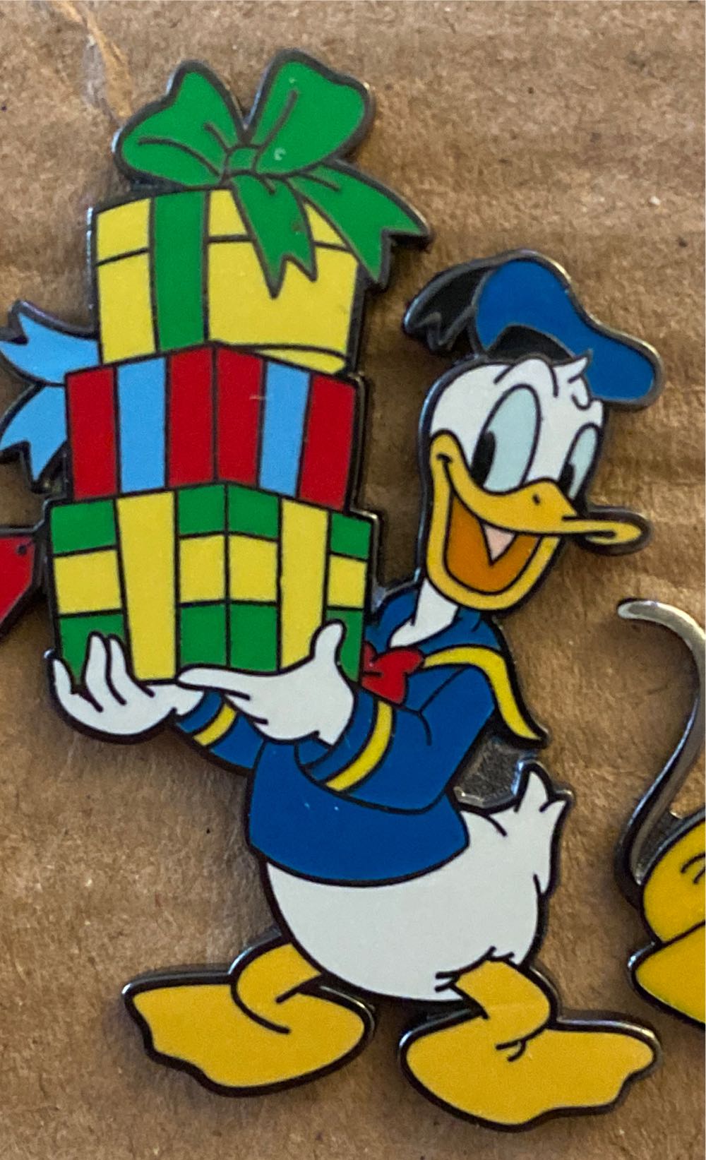 Disney Park Pin Frozen Princess Anna Elsa Jeweled Sparkle Collectors