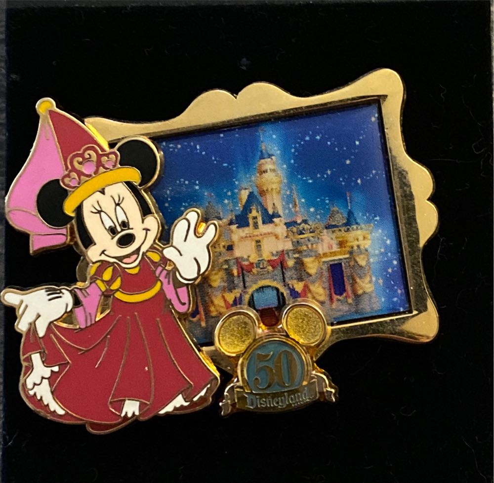 Mickey Cheese Statue