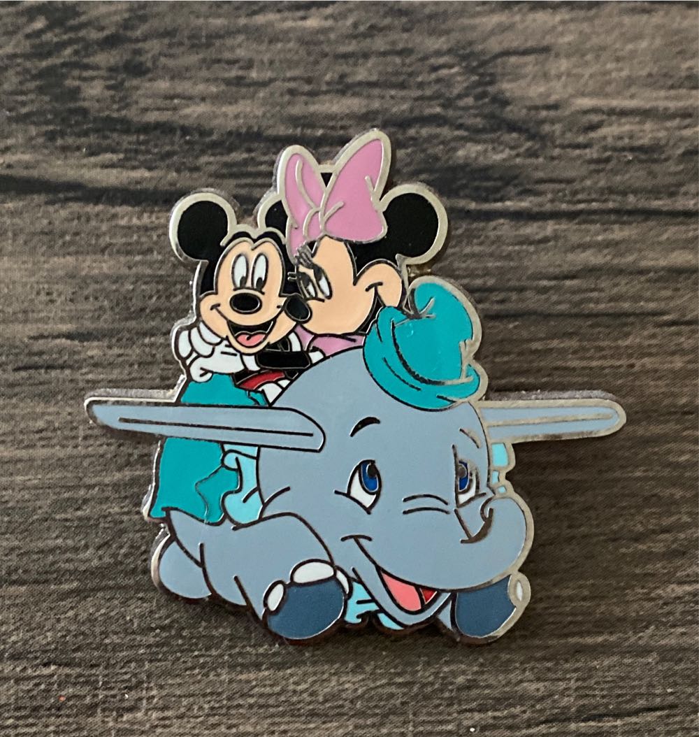 Happy Thanksgiving 2008 Mickey Pluto Cast Member