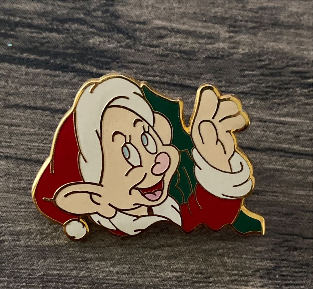 Tomorrowland Move Premiere Pin