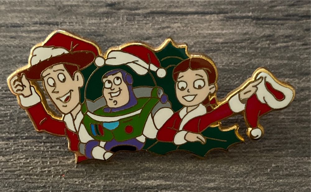 22Q2 PIN COEUR WINNIE