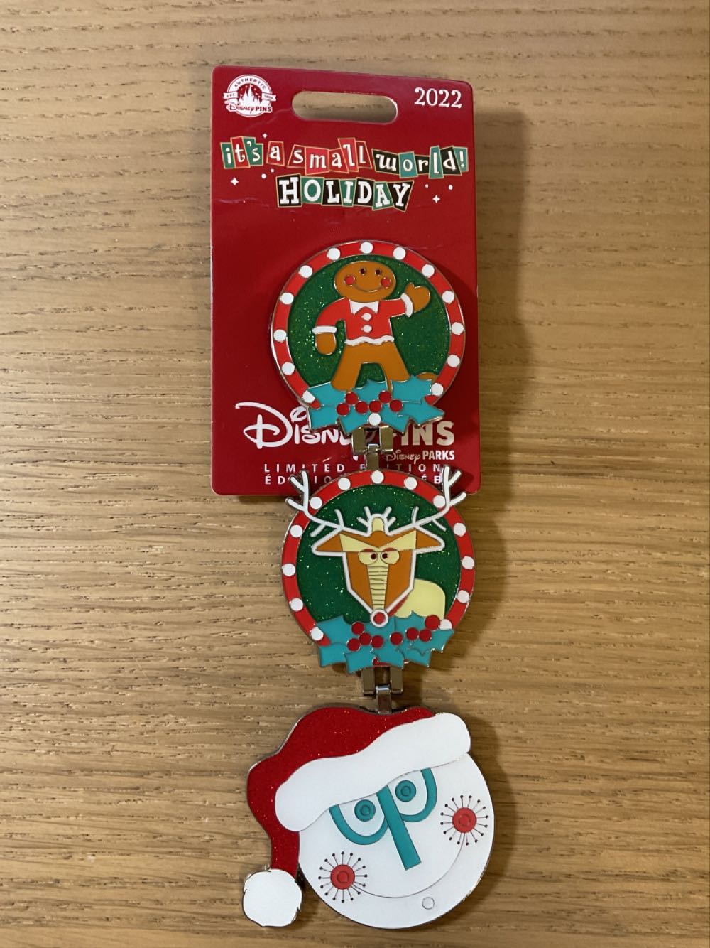 Santa’s Clock Face - It’s A Smallworld - Holiday 2022 - Ltd Edition 3000  pin collectible - Main Image 2