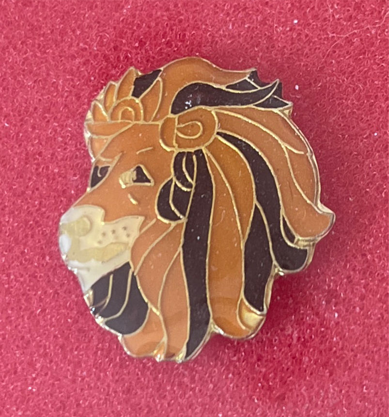 PIN MK&MN T.EIFFEL PARIS VII OE