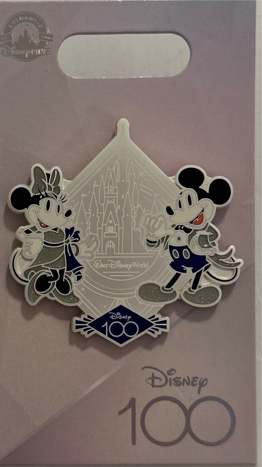 Stitch & Gump - Dressed As Mermaids From Peter Pan