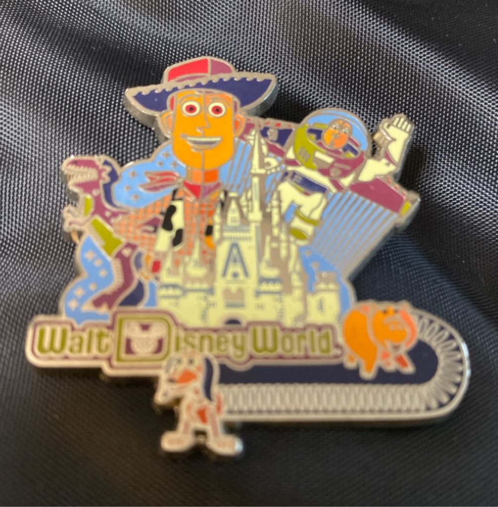 Walt Disney And Mickey Statue 