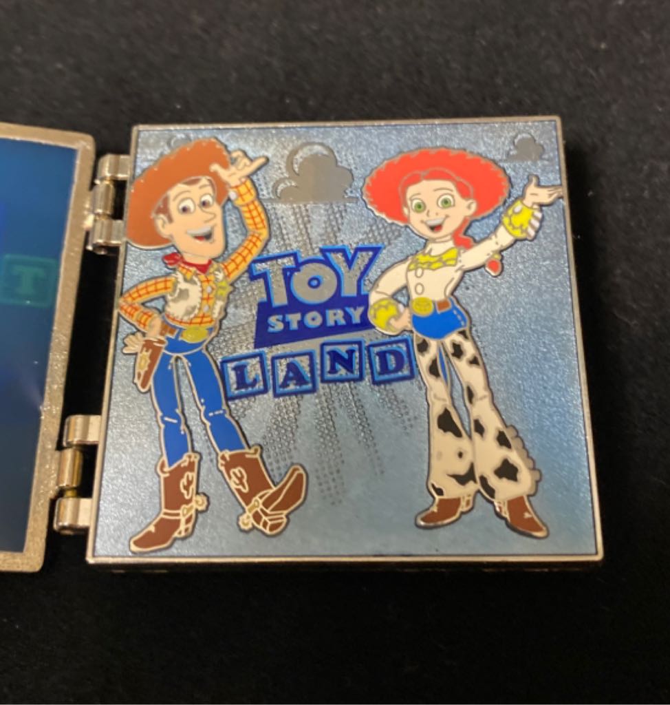 Hollywood studios Toy story land  pin collectible - Main Image 2