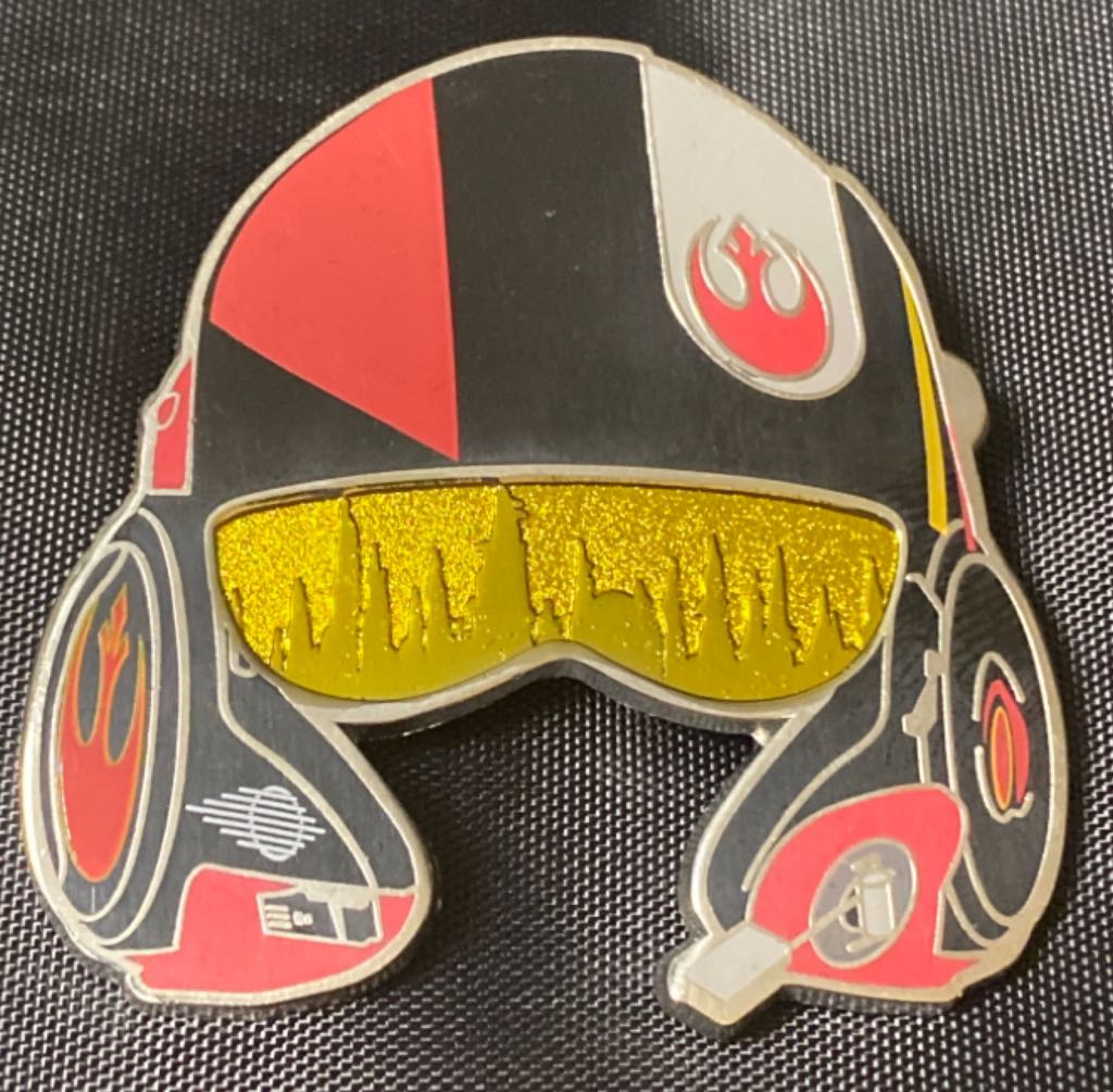 Star Wars poe’shelmet  pin collectible - Main Image 1
