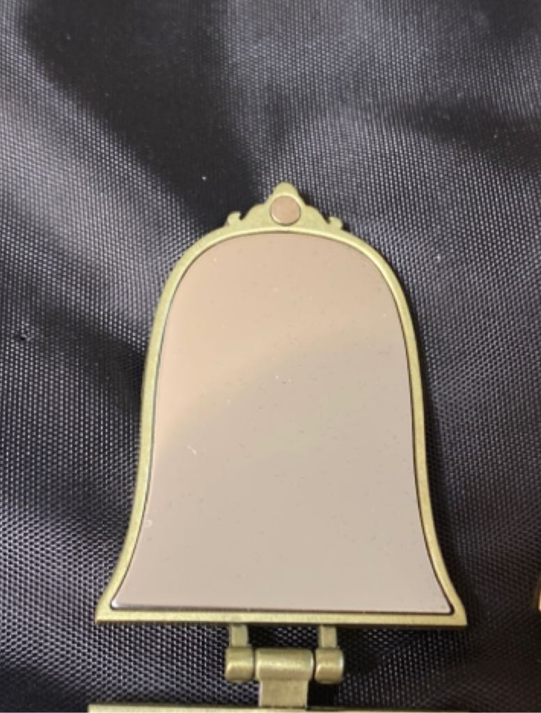Beauty And The Beast Rose Mirror  pin collectible - Main Image 2
