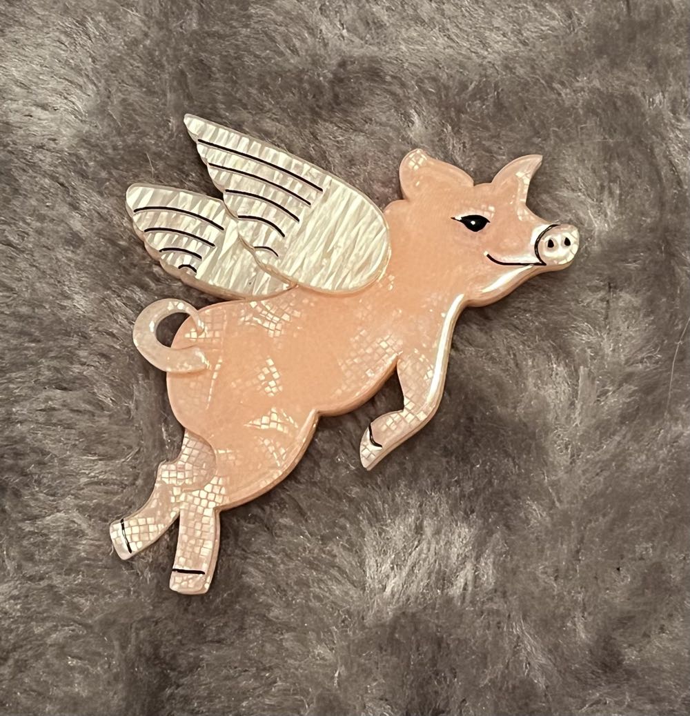 Erstwilder - Pigs Can Fly (2016) - Brooch pin collectible - Main Image 3