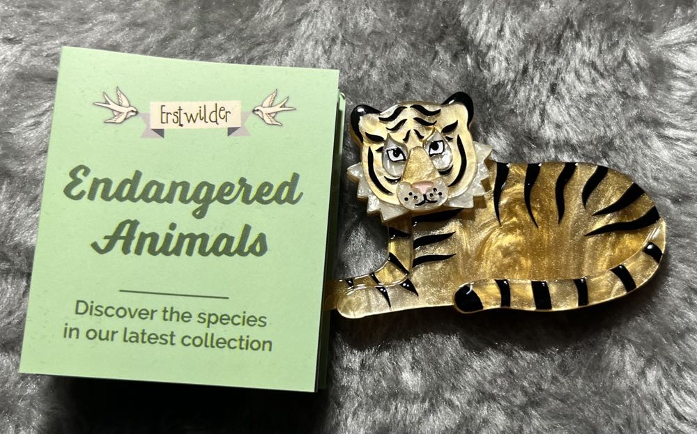 Erstwilder - Hairy Hobbes - Brooch pin collectible - Main Image 3