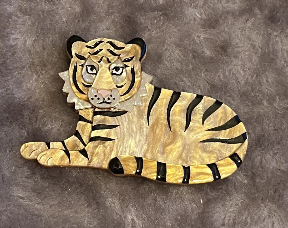 Erstwilder - Hairy Hobbes - Brooch pin collectible - Main Image 4