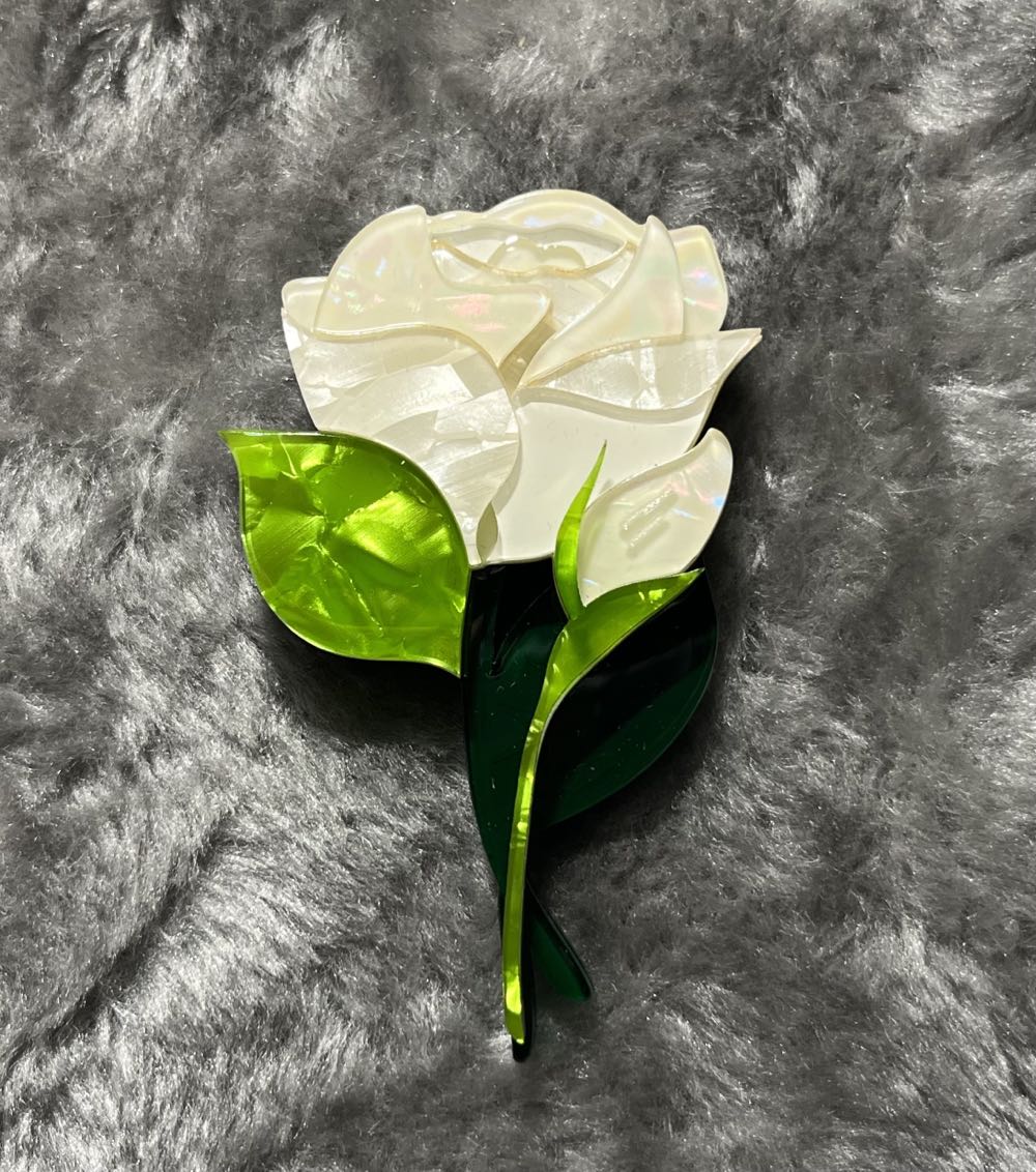 Erstwilder - Budding Romance - Brooch pin collectible - Main Image 2