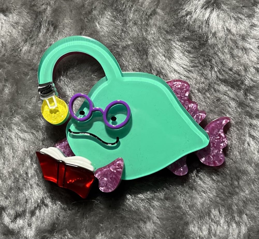 Erstwilder - Bright-Eyed Bibliophile - Brooch pin collectible - Main Image 2