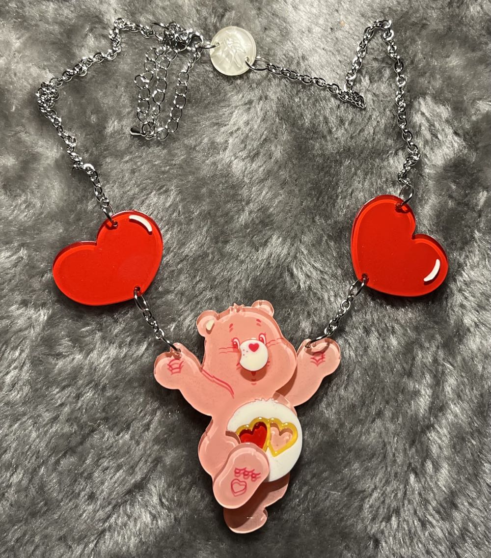 Erstwilder - Spread the Love - Necklace pin collectible - Main Image 2