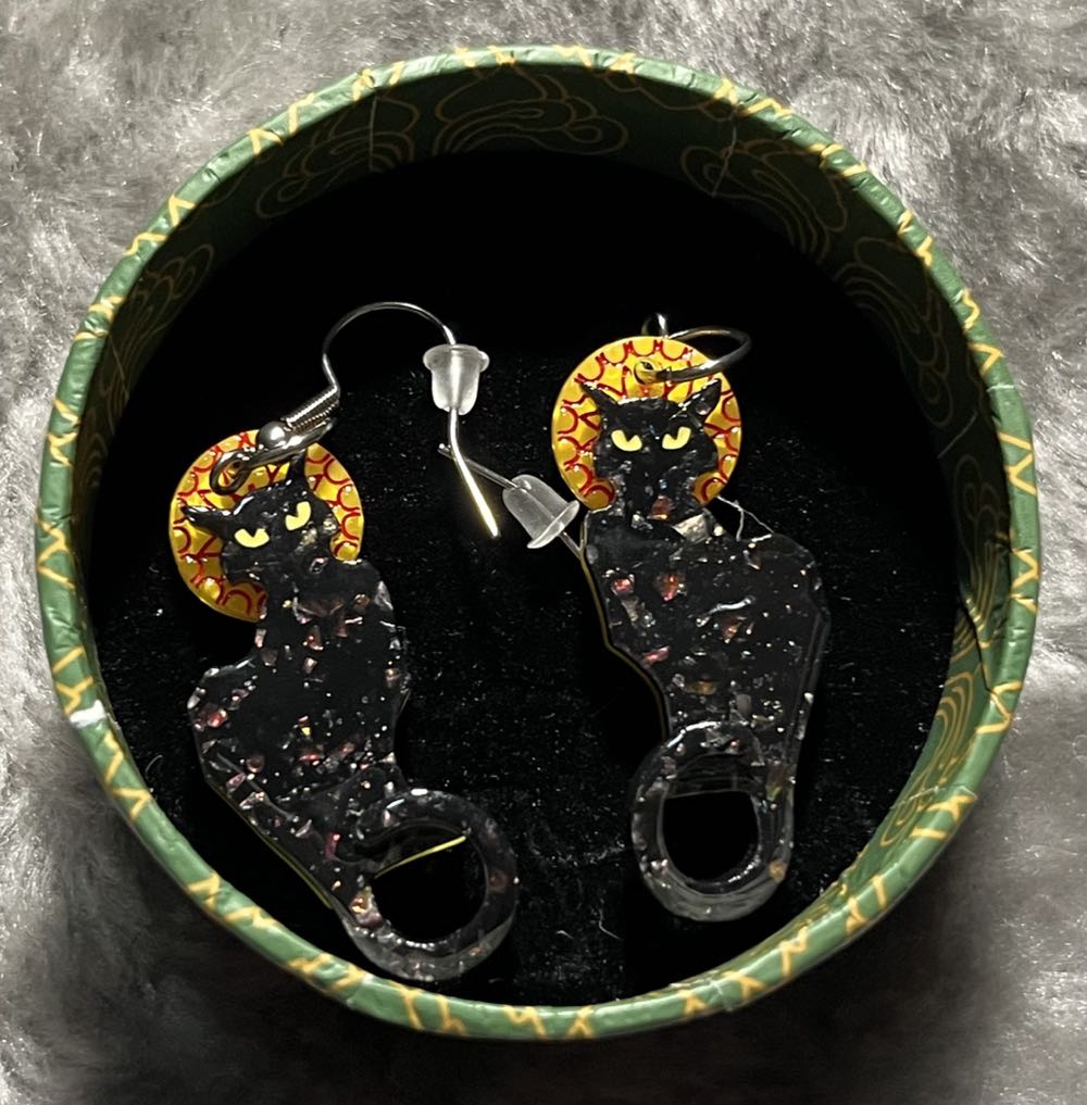 Erstwilder - Le Chat Noir - Earrings pin collectible - Main Image 3