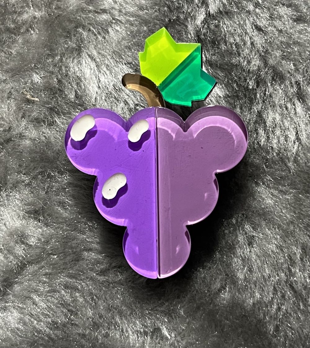 Erstwilder - Fruit Salad Grapes - Brooch pin collectible - Main Image 2
