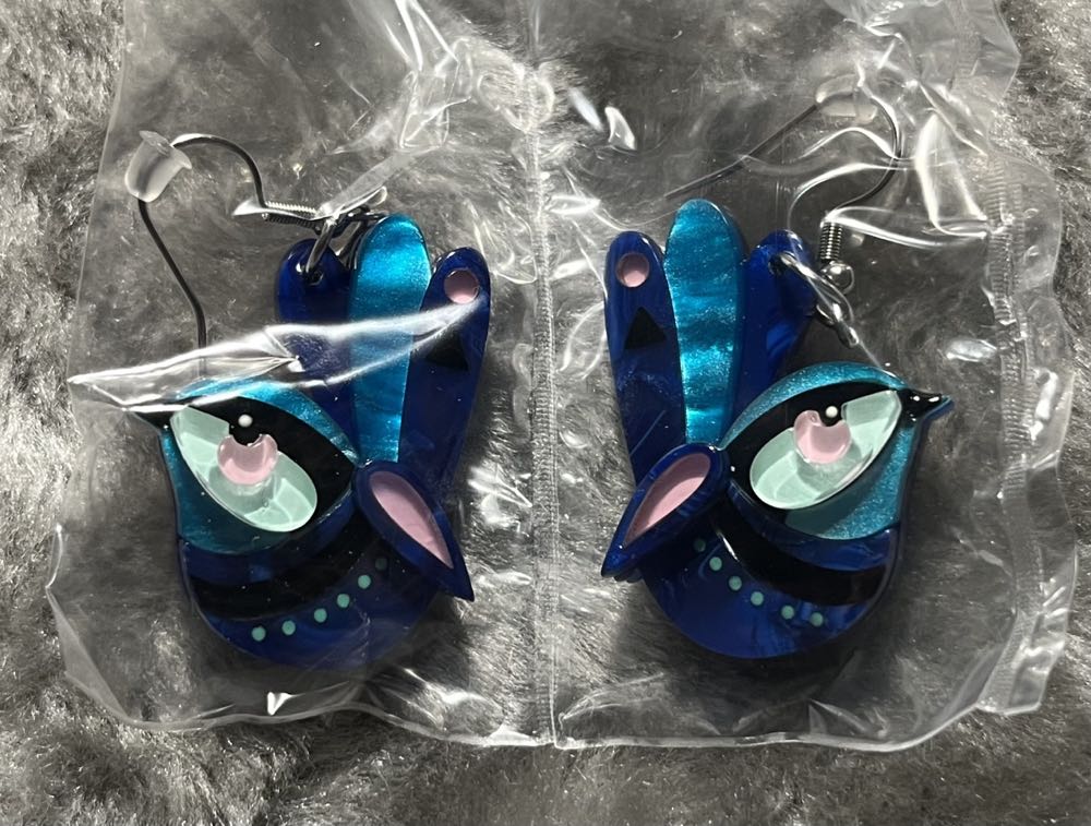 Erstwilder - The Splendid Fairy Wren (earrings) - Earrings pin collectible - Main Image 2