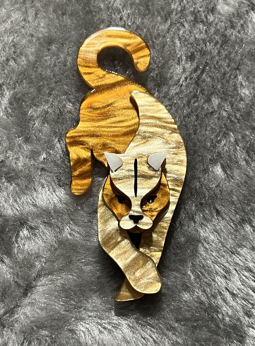 Erstwilder - Puma Pride - Brooch pin collectible - Main Image 2