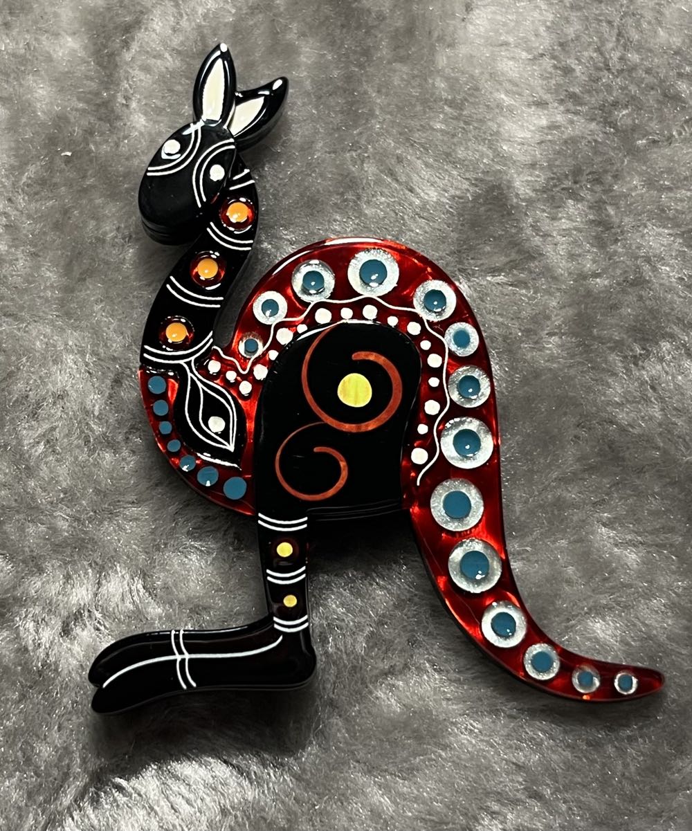 Erstwilder - The Kangaroo ‘Yuri’ - Brooch pin collectible - Main Image 2