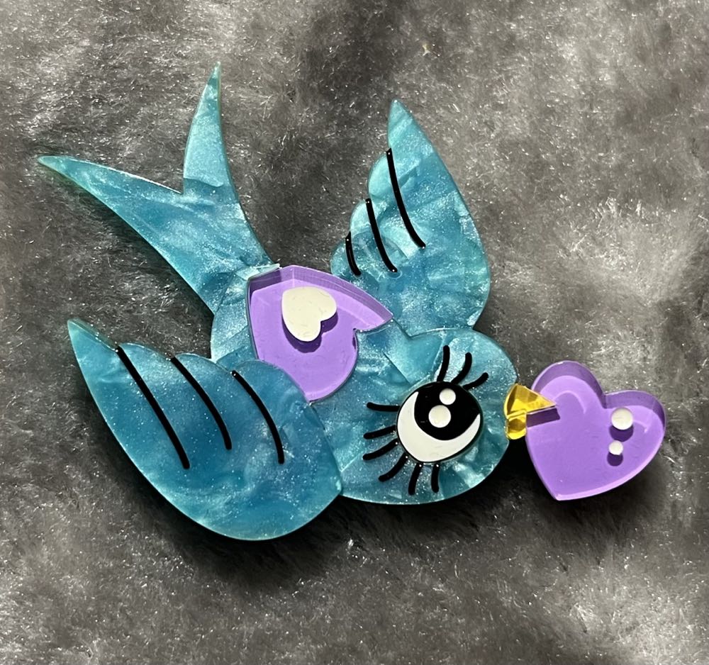 Erstwilder - Piper the Love Bird - Brooch pin collectible - Main Image 2