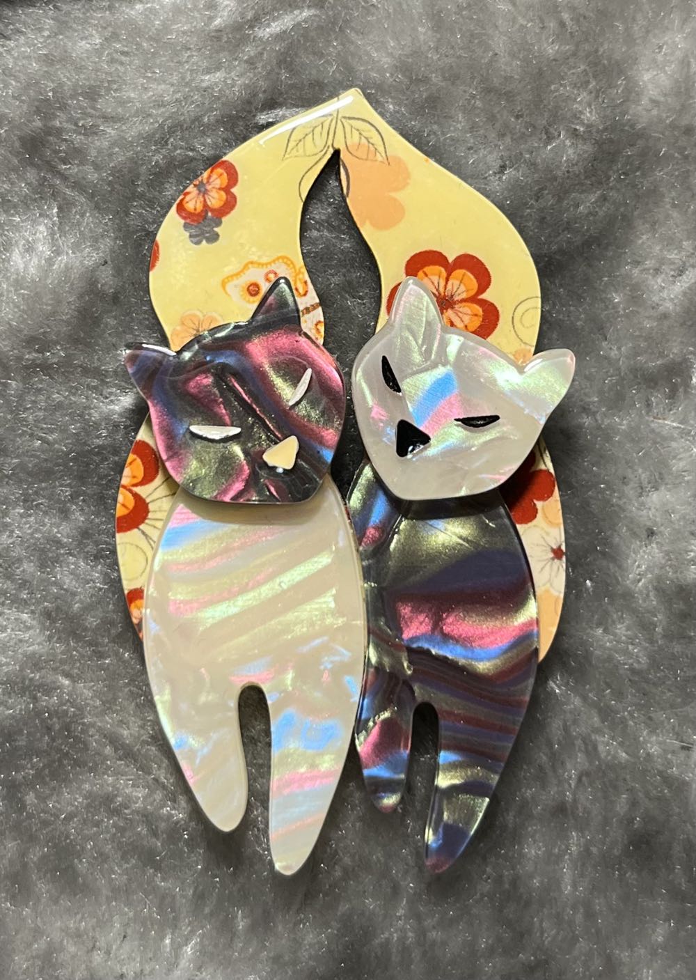 Erstwilder - The Lovecats (floral) - Brooch pin collectible - Main Image 2