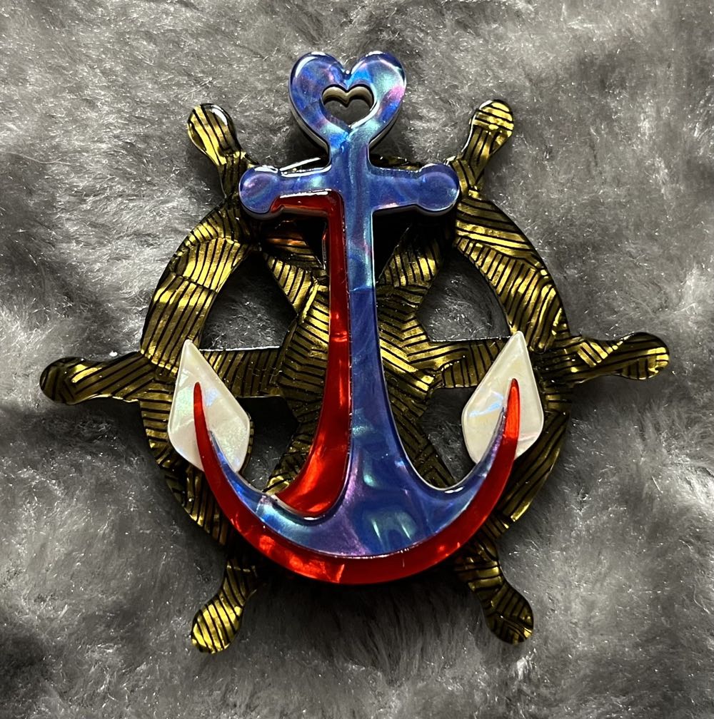 Erstwilder - Helm and Home - Brooch pin collectible - Main Image 2