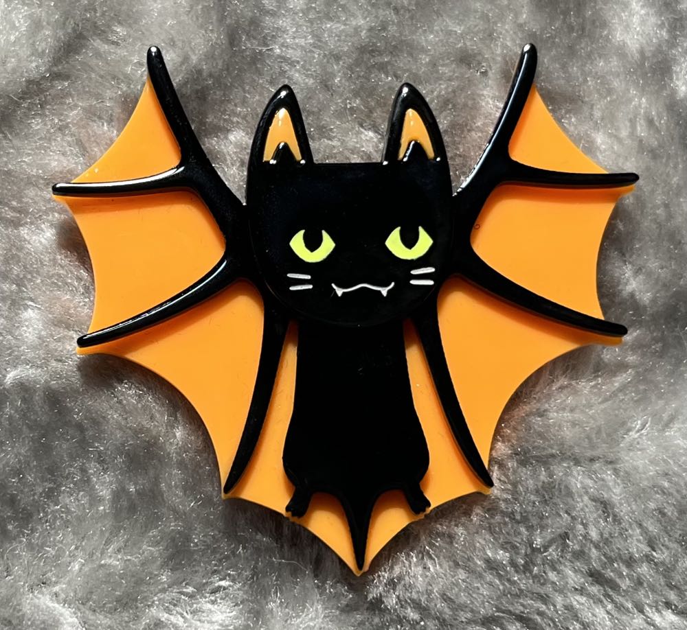Erstwilder - Bat Cat - Brooch pin collectible - Main Image 2