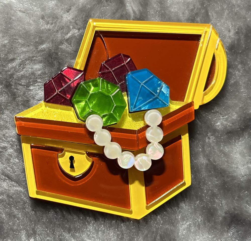 Erstwilder - Bootylicious - Brooch pin collectible - Main Image 2