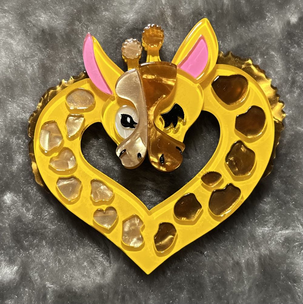 Erstwilder - Heart of Africa - Brooch pin collectible - Main Image 2