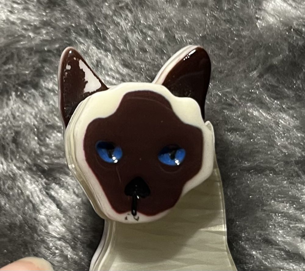 Erstwilder - Her Majesty Milly - Brooch pin collectible - Main Image 3