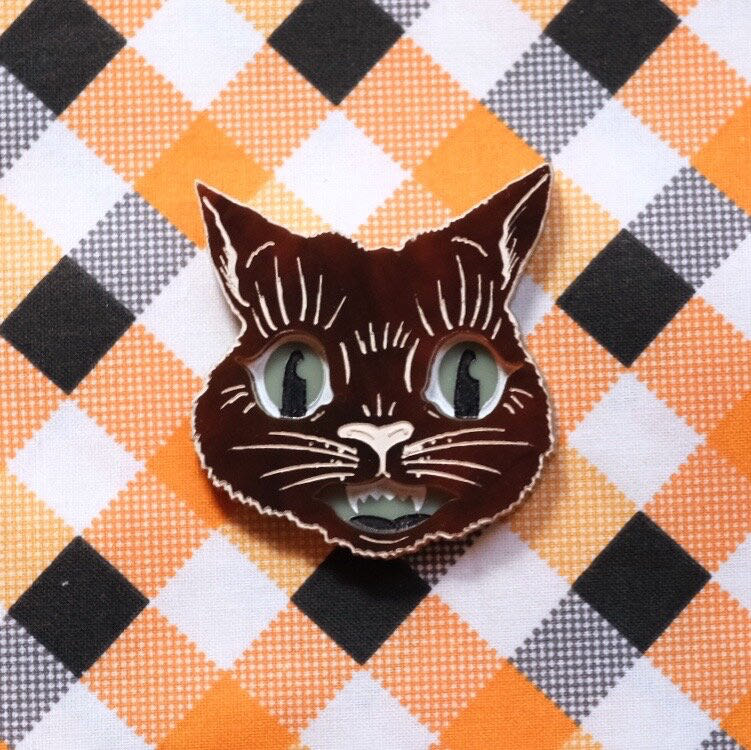 Kirbee Lawler - Vintage Halloween Cat (moss) - Brooch pin collectible - Main Image 3
