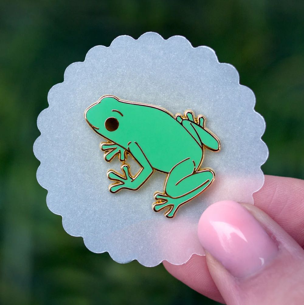 Garden Frog - Enamel Pin pin collectible - Main Image 1