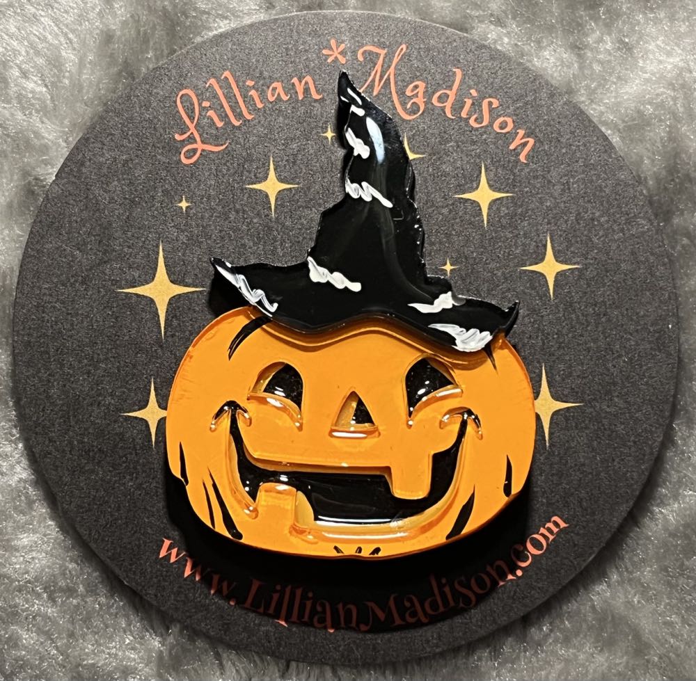 Lillian*Madison - Jack O’ Lantern - Brooch pin collectible - Main Image 2