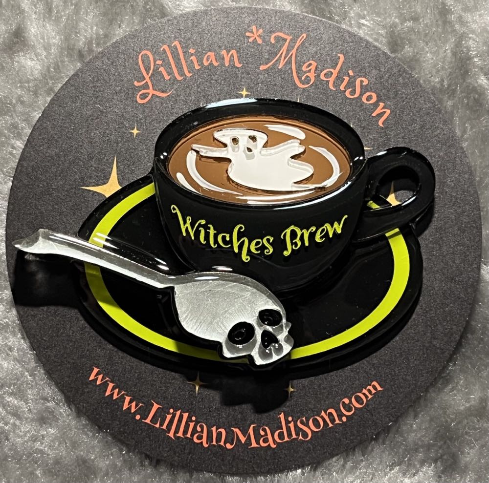 Lillian*Madison - Witches Brew - Brooch pin collectible - Main Image 2