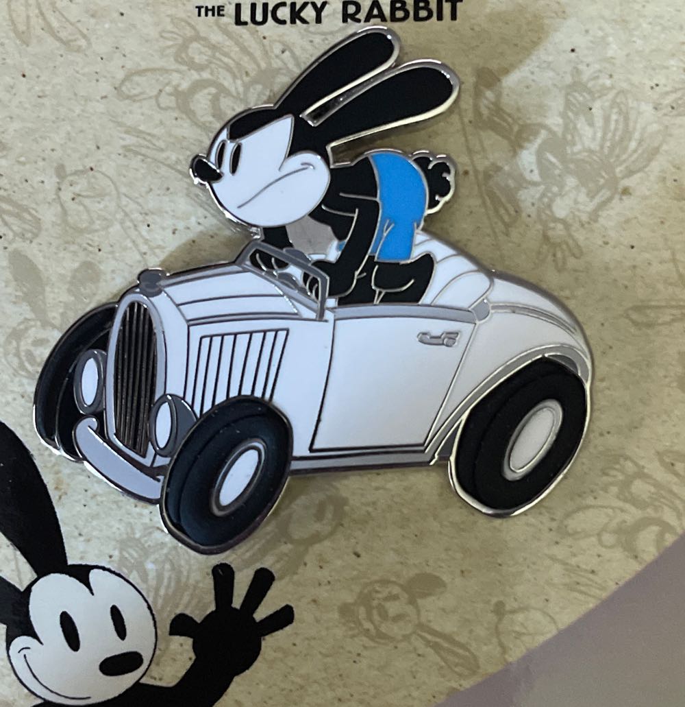 Hidden Mickey - White Glove Silhouette - Pinocchio