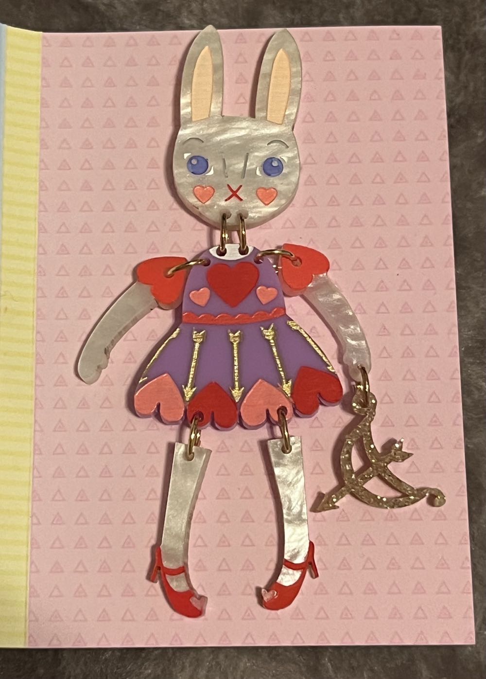 The Storybook Rabbit - Sweetheart Valentine’s Bunny (lilac) - Brooch pin collectible - Main Image 4