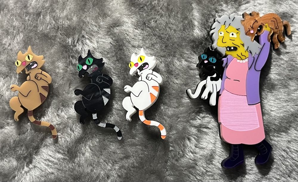 Made by Emma Louise - Crazy Cat Lady - Brooch pin collectible - Main Image 3