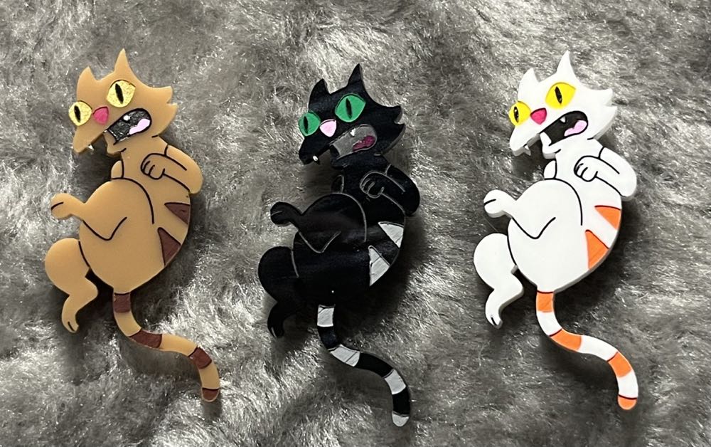 Made by Emma Louise - Crazy Cat Lady - Brooch pin collectible - Main Image 4