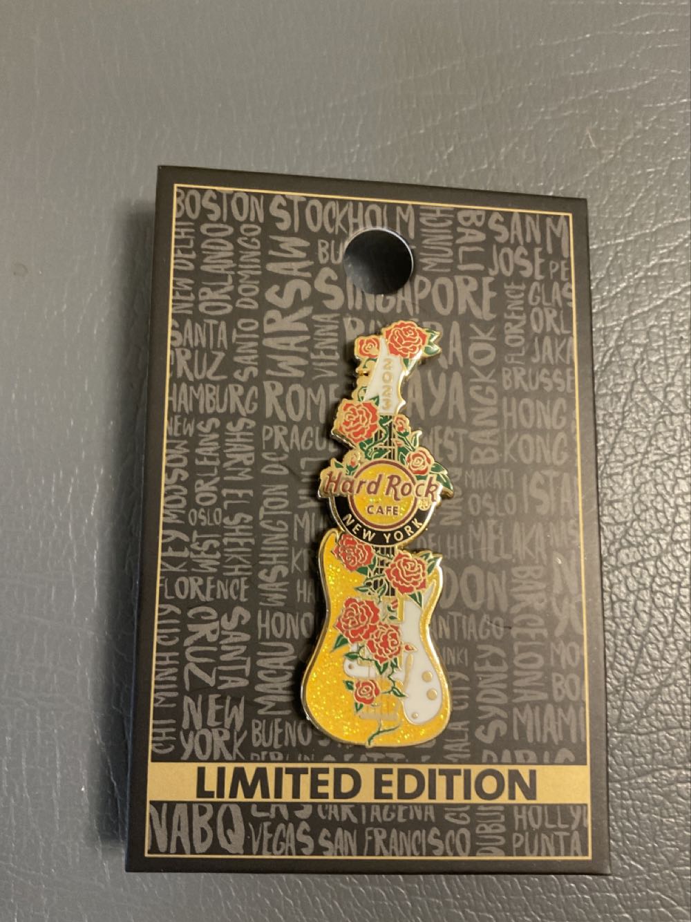Hard Rock Cafe - New York - Valentines 2023 - Ltd Edition 400  pin collectible - Main Image 1