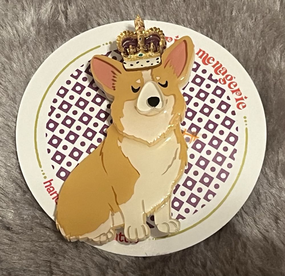 Tangerine Menagerie - Royal Corgi - Brooch pin collectible - Main Image 2