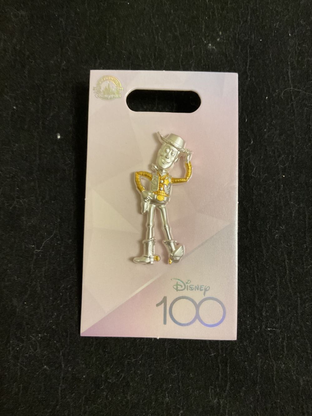 One Piece Shanks Chibi Pin