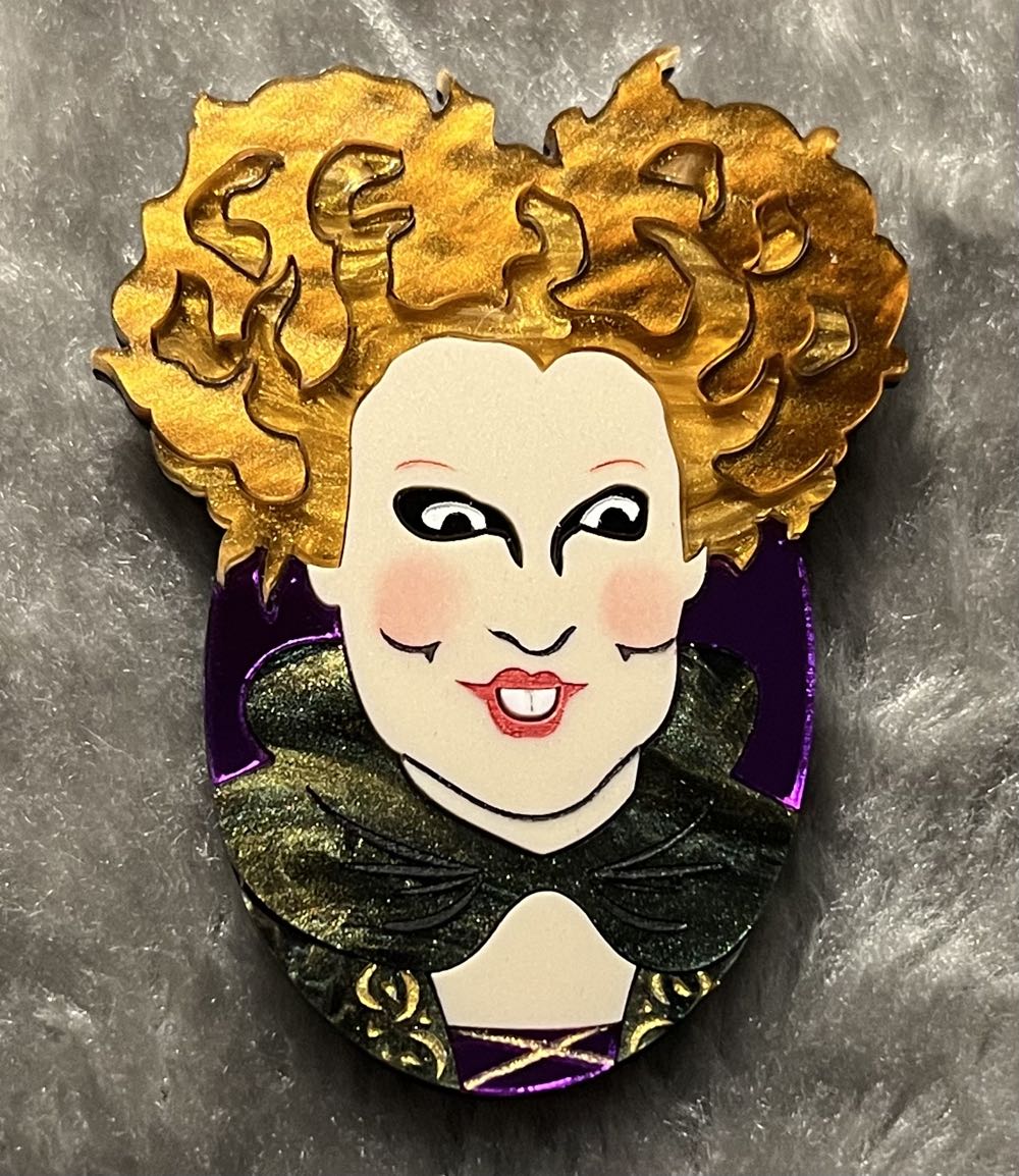 TMOMJ - Sanderson Sisters - Brooch pin collectible - Main Image 2