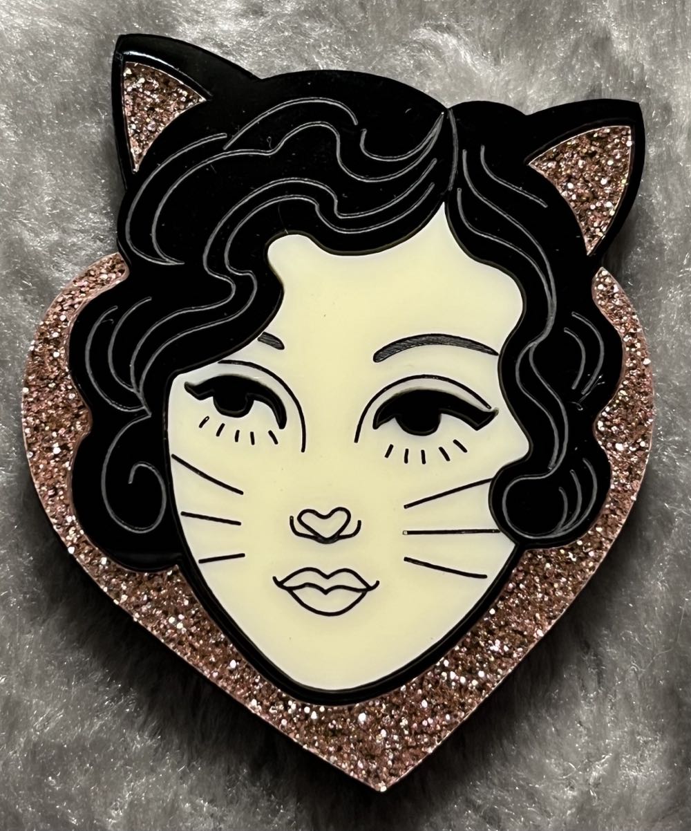 TMOMJ - Miss Retro Kitty - Brooch pin collectible - Main Image 2