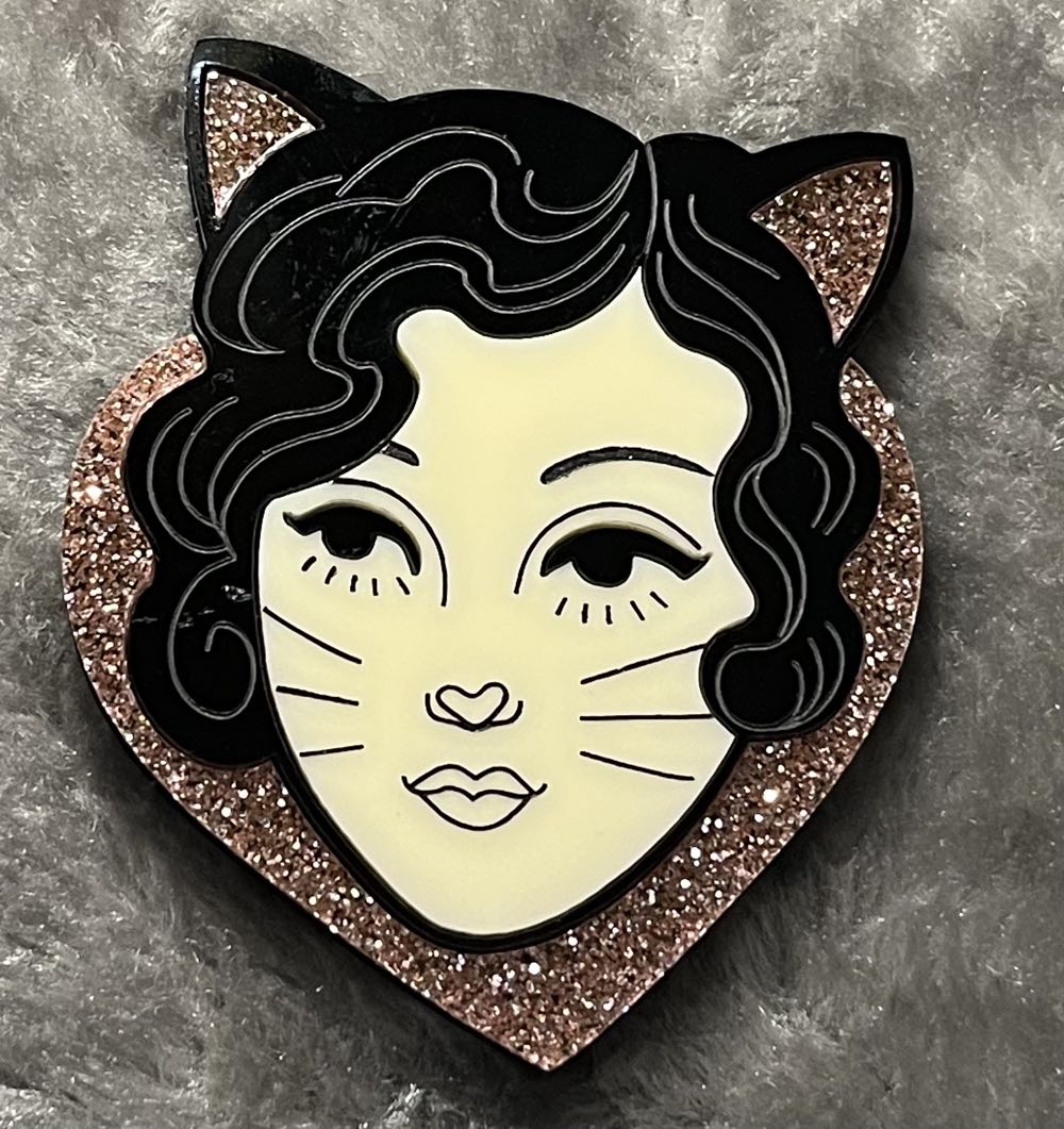 TMOMJ - Miss Retro Kitty - Brooch pin collectible - Main Image 3