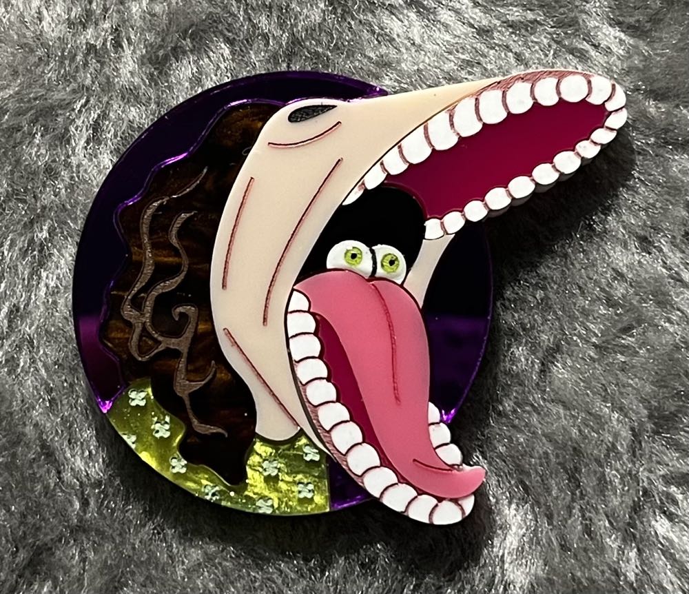 TMOMJ - Scare Tactics Duo - Brooch pin collectible - Main Image 3