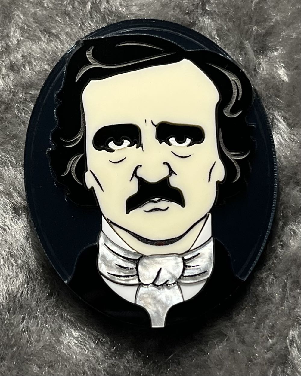 TMOMJ - Poetic Poe - Brooch pin collectible - Main Image 2