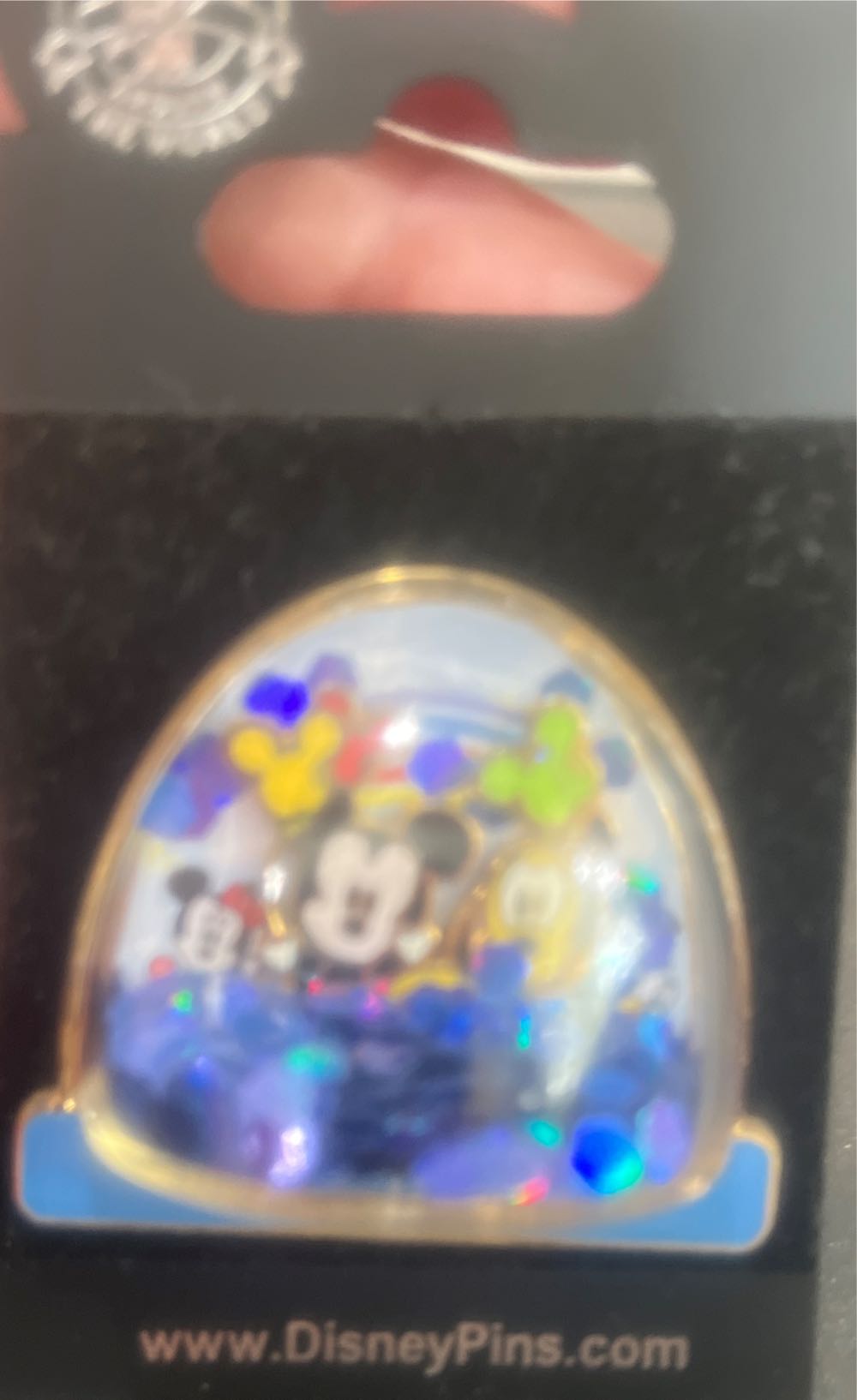 Snow Globe Pin  pin collectible [Barcode 400015948524] - Main Image 1