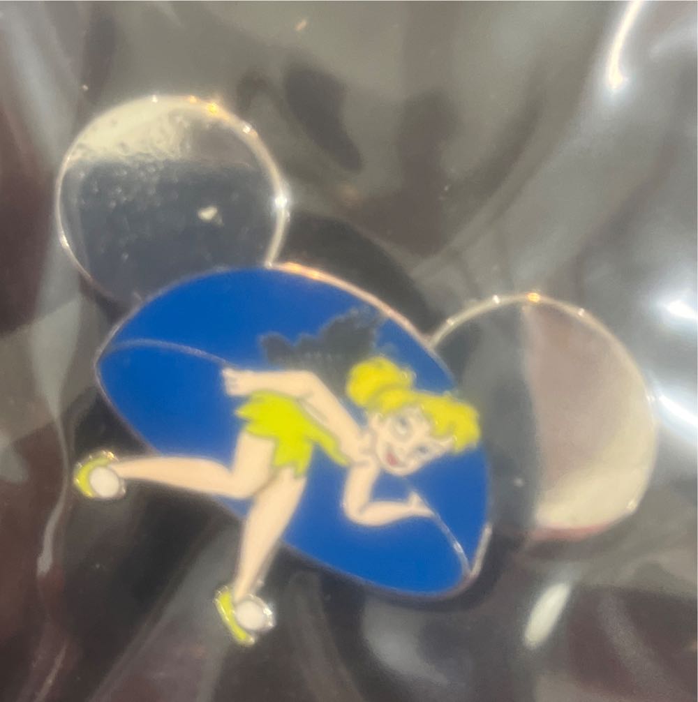 Remy’s Ratatoille Hide & Squeak - Olive Oil