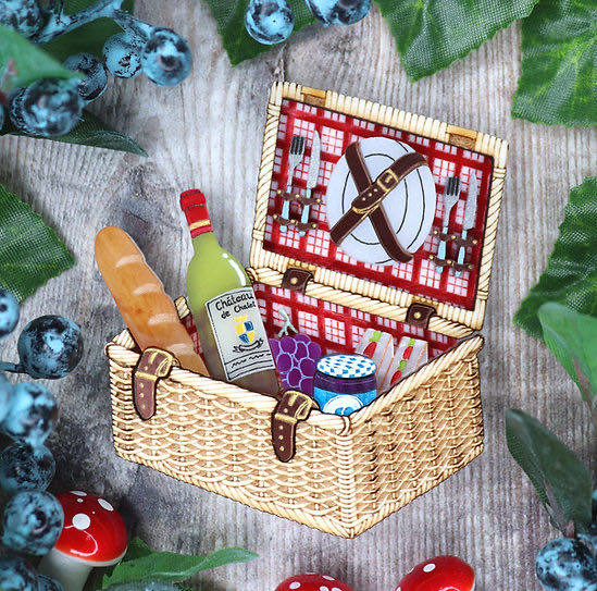 Gory Dorky - Picnic Basket - Brooch pin collectible - Main Image 2