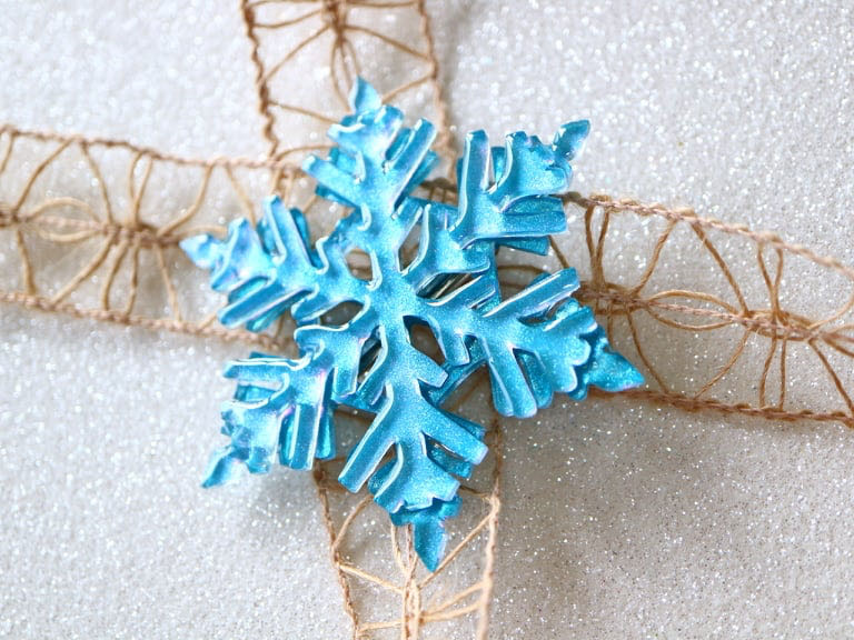 Vera Chan - Snowflake (blue glitter) - Brooch pin collectible - Main Image 3